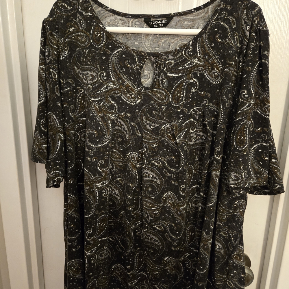 BloomChic Black and Brown Paisley Blouse